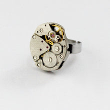 Load image into Gallery viewer, Resizable Steampunk Ring
