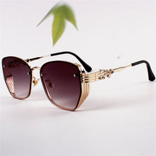 Load image into Gallery viewer, 21 Cleopatra Sunglasses
