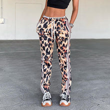 Load image into Gallery viewer, 21 LEOPARD Joggers
