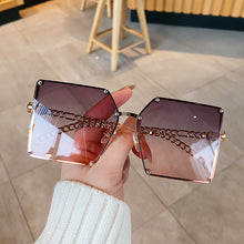 Load image into Gallery viewer, CHAIN Gradient Sunglasses
