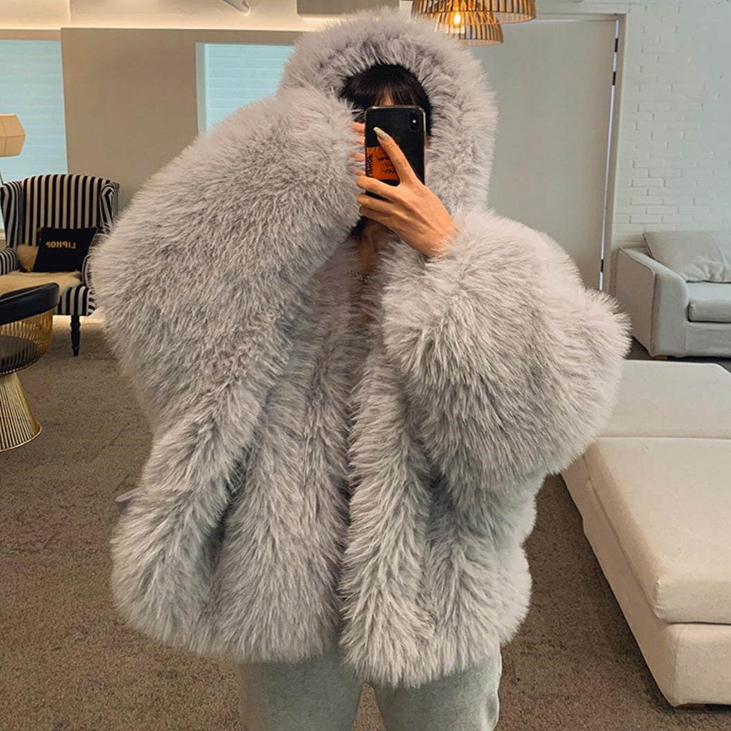 VITTONA Oversized Faux Fur Jacket