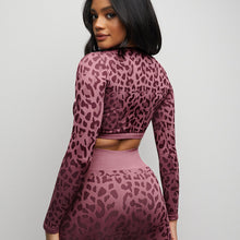 Load image into Gallery viewer, LEOPARD Two Piece Yoga Set
