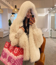 Load image into Gallery viewer, VITTONA Oversized Faux Fur Jacket
