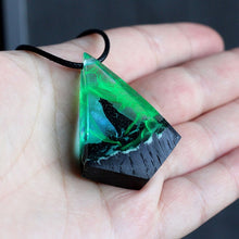 Load image into Gallery viewer, Wild Wolf Resin Necklace
